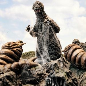 Foto Godzilla Contra a Ilha Sagrada