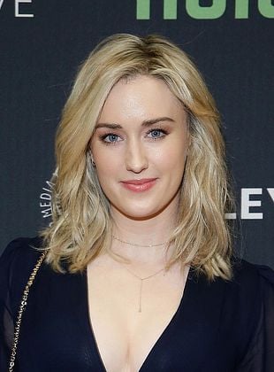 Ashley Johnson  3 Personagens dublados pela atriz e você não sabia