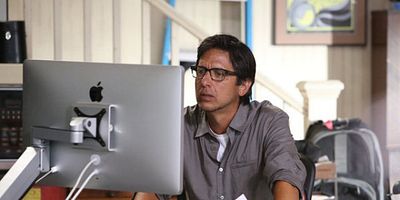 Pôster de Everything is Not Okay