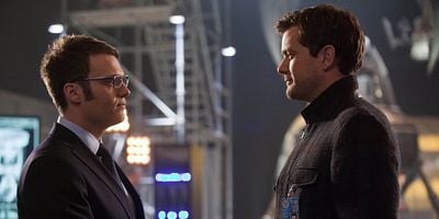 Pôster de Worlds Apart