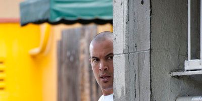 Pôster de Desperate Measures