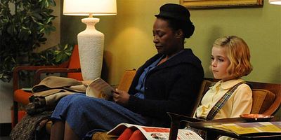 Pôster de The Chrysanthemum and the Sword