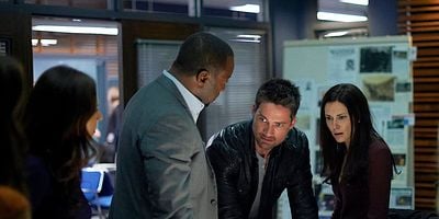 Pôster de Need to Know