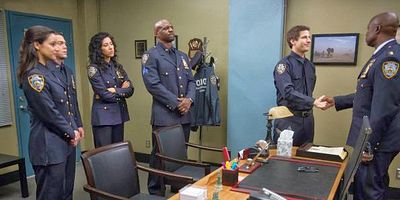 Pôster de Charges and Specs