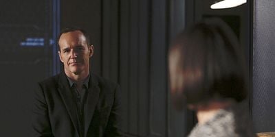 Pôster de Many Heads, One Tale