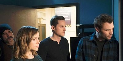 Pôster de The Cases That Need To Be Solved