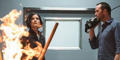 Pôster de Of Whose Uneasy Route