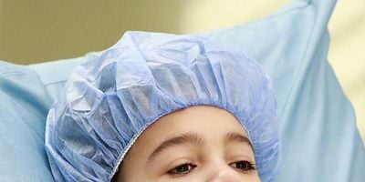 Pôster de It Only Gets Much Worse