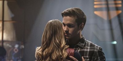 Pôster de Star-Crossed