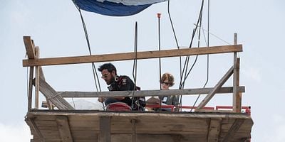 Pôster de Don't Be Ridiculous