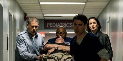 Pôster de Behind The Eyes