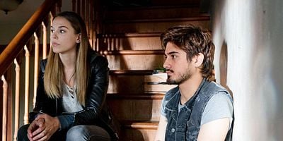 Pôster de Whatever Happened to Maggie Rennie