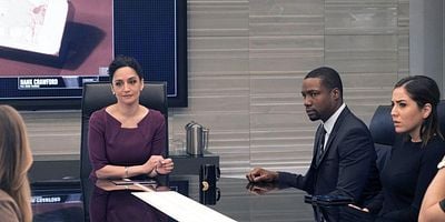 Pôster de Warning Shot