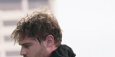 Pôster de Contain The Flame