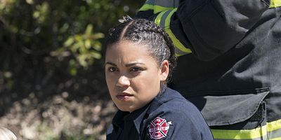 Pôster de Every Second Counts