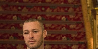 Pôster de Heaven's Fall