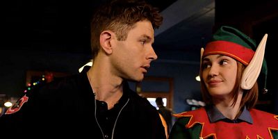 Pôster de If We Make It Through December