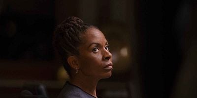 Pôster de What's Needed