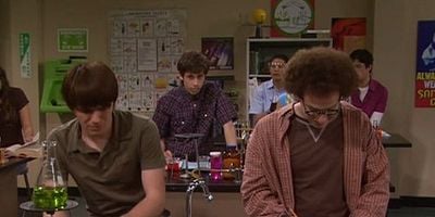 Pôster de Josh is Done