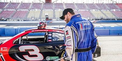 Pôster de Objects in Mirror