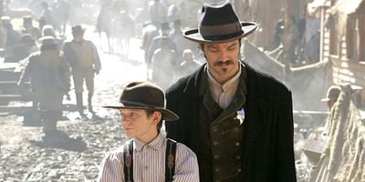 Pôster de New Money