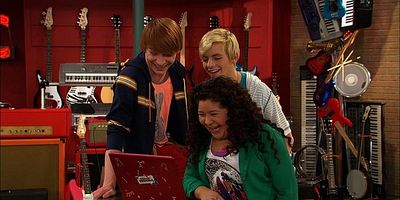 Pôster de Bloggers & Butterflies