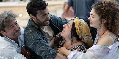 Pôster de Aşk Mantık İntikam 1.Bölüm