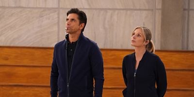 Pôster de The Big Awful