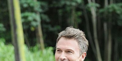 Pôster de A'ale Ma'a Wau