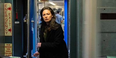 Pôster de Heaven Falling