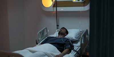 Pôster de Aile 8.Bölüm