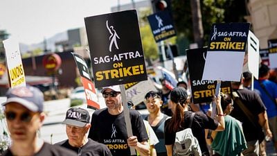 Imagem da notícia "Tenho que vender minha casa": Ator detona chefe da Disney e sai em defesa da greve de atores em Hollywood