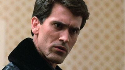 Imagem da notícia Um clássico do terror que ficou proibido por muito tempo ganha remake: O primeiro filme do diretor de Drive em 10 anos