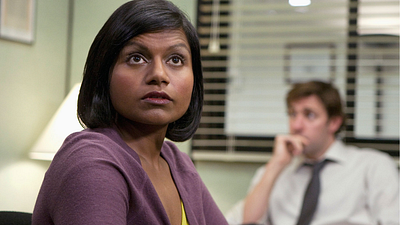 Imagem da notícia Mindy Kaling, de The Office, fala abertamente sobre sua perda de peso e como o exercício físico mudou sua vida: "Me sinto muito mais confiante"