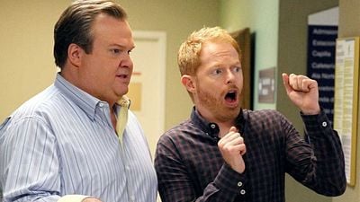 Imagem da notícia "Comentaria isso com o Mitchell": De Modern Family a Dexter, Eric Stonestreet encontra semelhança improvável entre Cam e serial killer (Entrevista)