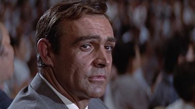 Imagem da notícia Este ator lendário, que completou 100 anos, recusou o papel de James Bond e o motivo é hilário!