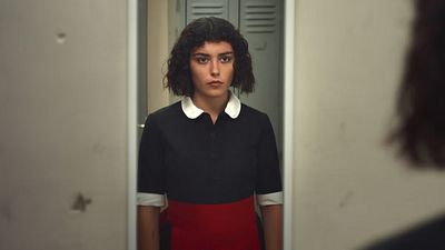 Imagem da notícia Delicious: Final de suspense da Netflix surpreende com uma reviravolta extremamente desagradável