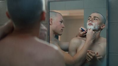 Imagem da notícia Já fazia muito tempo que eu não ficava tão vidrado em uma série da Netflix: Comecei a assistir por causa da polêmica e continuei por causa da história