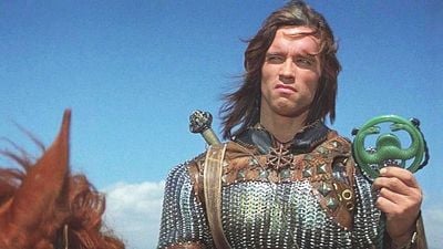 Imagem da notícia Hoje no streaming: Uma das melhores aventuras de fantasia de todos os tempos - com Arnold Schwarzenegger em plena forma!