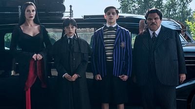 Imagem da notícia A Família Addams vai aparecer mais na 2ª temporada de Wandinha?