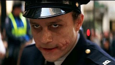 Imagem da notícia Avaliado em 4,7 estrelas de 5, este é o melhor filme de super-herói de todos os tempos – e fez deste ator uma lenda!