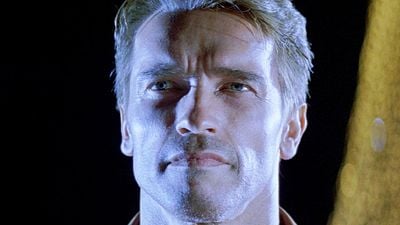 Imagem da notícia Este fracasso foi tão forte que fez Arnold Schwarzenegger chorar - mas hoje é um clássico