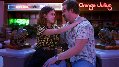 Imagem da notícia Millie Bobby Brown quer deixar os rumores de lado e afirma que filmar Stranger Things com David Harbour a faz dar o seu melhor