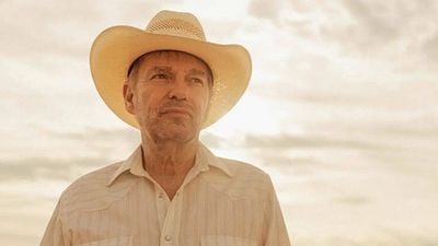 Imagem da notícia Billy Bob Thornton afirma que as séries de Taylor Sheridan não ganham prêmios por causa de posicionamentos políticos: "Eles presumem que ele seja de direita"