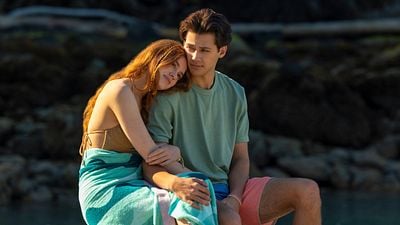 Imagem da notícia De fada da Netflix a galã da Disney: Quem é quem em Depois Daquele Ano, nova adaptação literária da Prime Video que virou febre no streaming