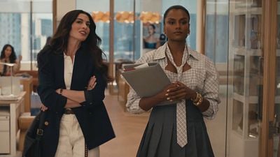 Imagem da notícia O Diabo Veste Prada 2: Simone Ashley esclaresce por que sua personagem não é "a nova Anne Hathaway"