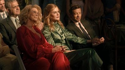 Imagem da notícia Esta série do Prime Video reúne as lendas Nicole Kidman e Jamie Lee Curtis e é uma das melhores do ano: Um thriller que lembra True Detective