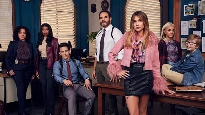 Imagem da notícia Uma Mente Excepcional tem conexão com outra série policial: Está escondida na Netflix e tem 94% de aprovação