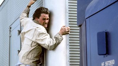 Imagem da notícia No streaming: Kurt Russel brilha como nunca neste grande e emocionante thriller dos anos 90!