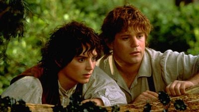 Imagem da notícia Quase 3 bilhões de dólares e 17 Oscars: Tudo isso poderia ter ido por água abaixo se o roteiro de O Senhor dos Anéis não tivesse vazado na internet